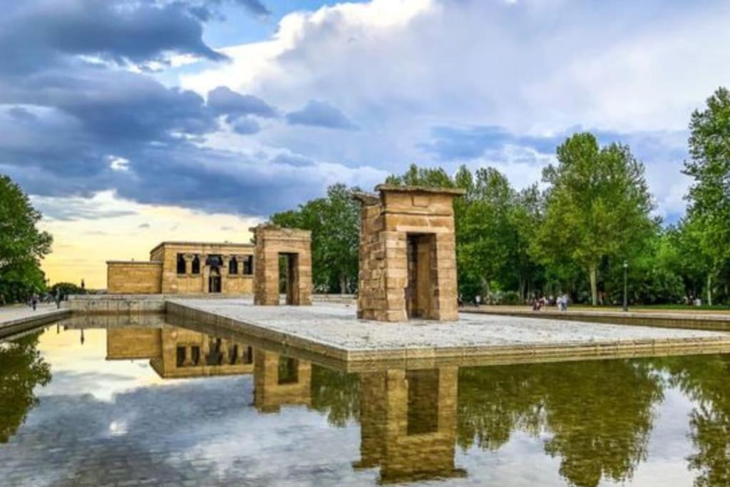 Alegria Urbana Cerca De Calle Alcala Μαδρίτη Εξωτερικό φωτογραφία
